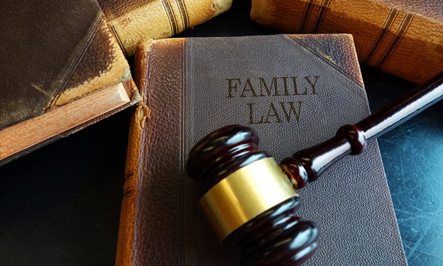 family-law-book-with-legal-gavel